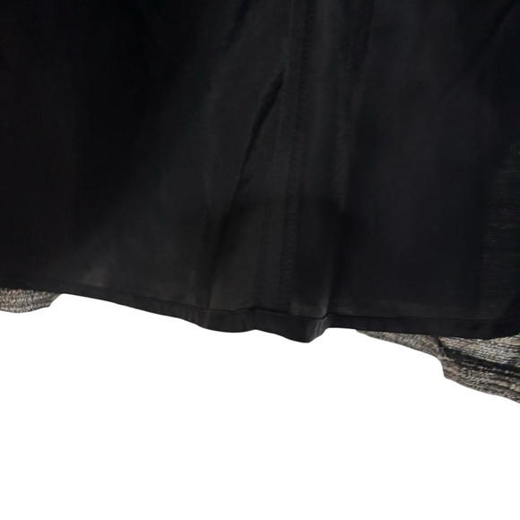 Banana Republic  Fully Lined Black & Silver  Skirt Size 14 - Picture 7 of 8